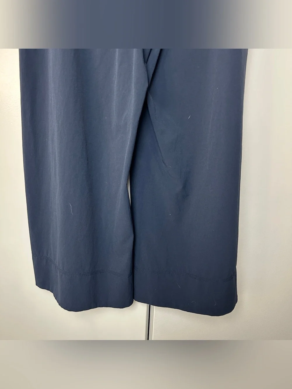 Lululemon Stretch Woven Wide-Leg High-Rise Cropped Pant